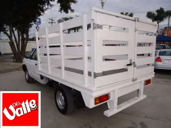 Nissan np300 estaquitas 2014 en Puebla - Camionetas | 203034